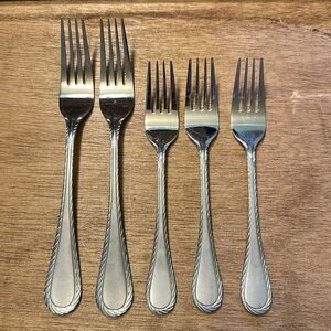 Cambridge Carlyle Fork Set of 5